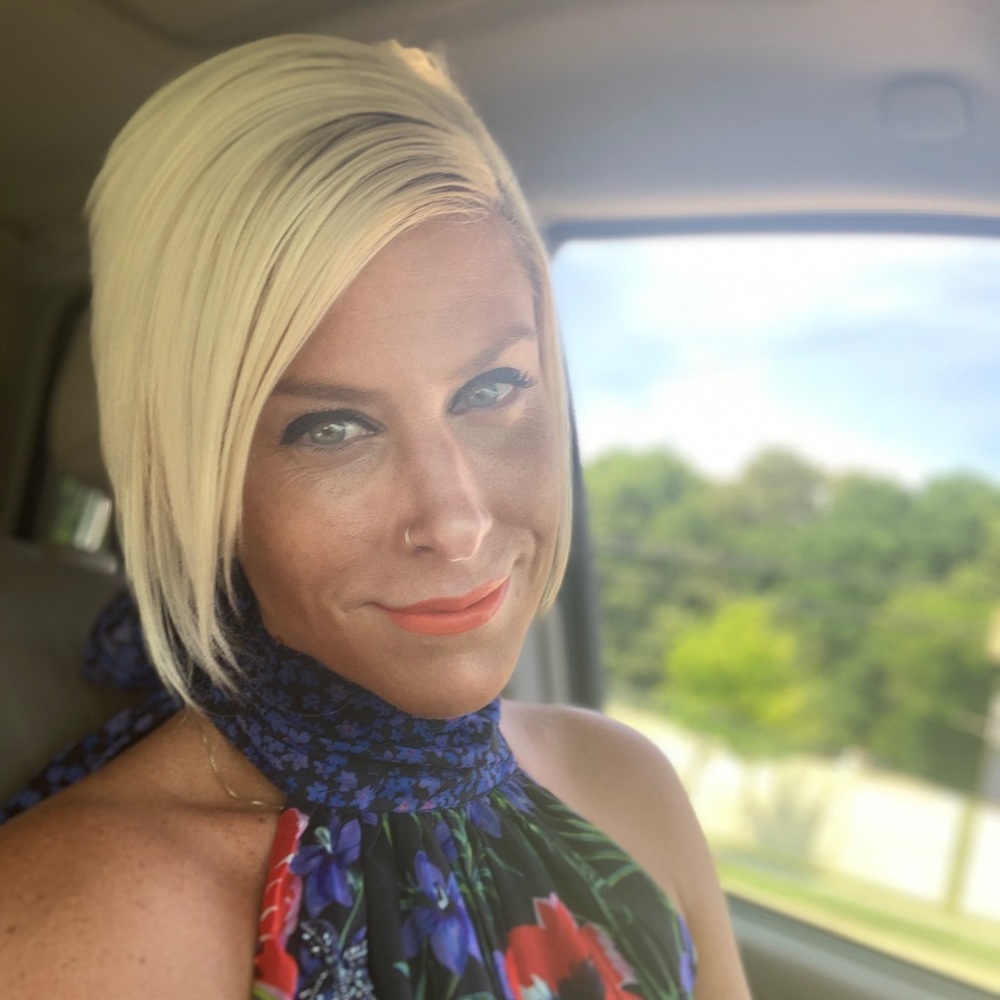 Meet your Posher, Regan